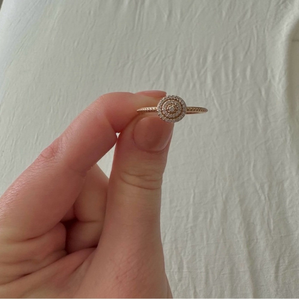 Pandora Rose Elegant Sparkle Ring